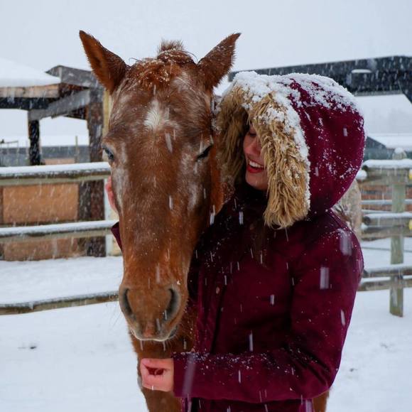 Meet your Posher, Chloe - Picture 1 of 1